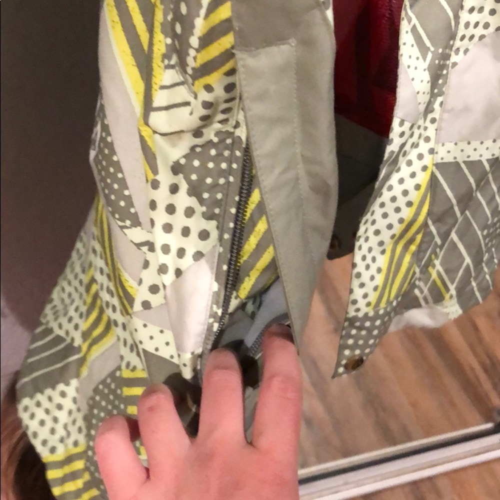 Snow Jacket - image 5